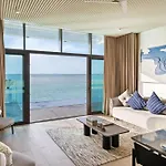 Bab Al Nojoum Hudayriyat Villas